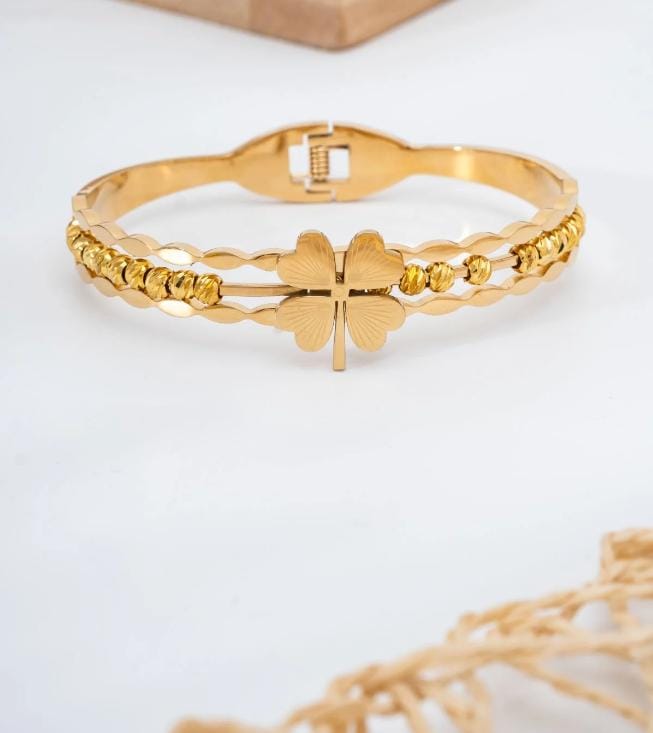 Çelik Dorikalı Yonca Gold Bileklik 